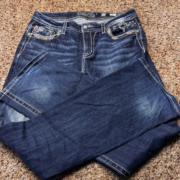 Miss Me Womens Mid Rise Bootcut Jeans MP8518B Dark Wash Embellished Size 31x34 - Picture 3 of 10
